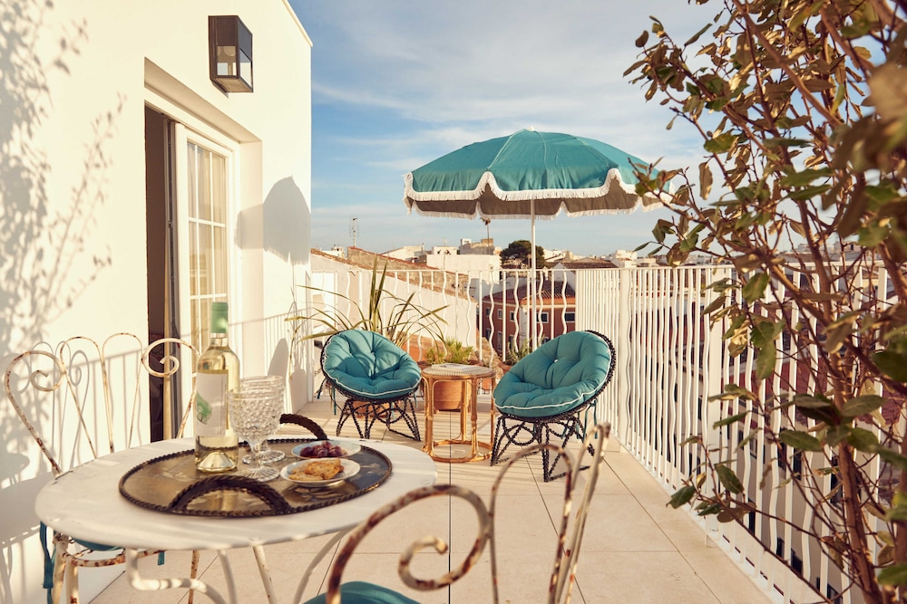 Cristine Bedfor Mahón Boutique Hotel — Hotel building in Mahon, Balearic Islands