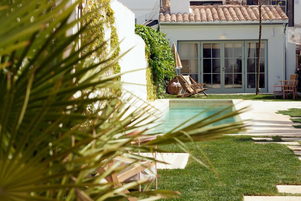 Cristine Bedfor Mahón Boutique Hotel — Swimming pool in Mahon, Balearic Islands