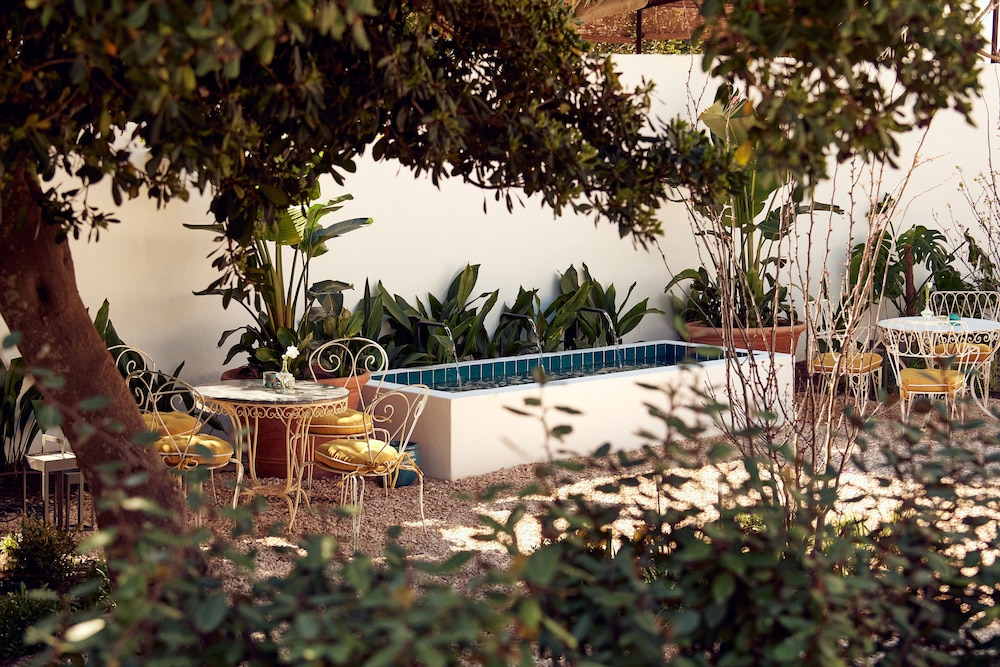 Cristine Bedfor Mahón Boutique Hotel — Restaurant & bars in Mahon, Balearic Islands