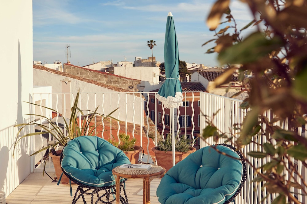 Cristine Bedfor Mahón Boutique Hotel — Hotel building in Mahon, Balearic Islands