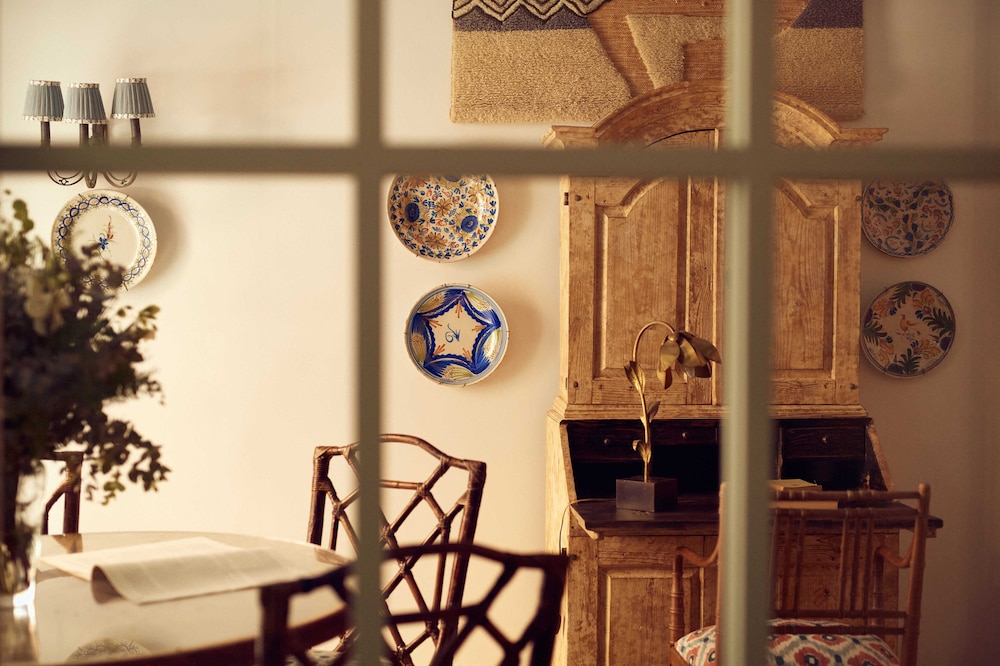 Cristine Bedfor Mahón Boutique Hotel — Hotel rooms in Mahon, Balearic Islands