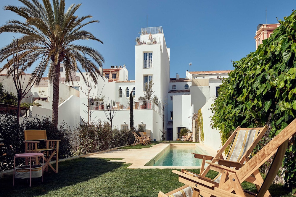Cristine Bedfor Mahón Boutique Hotel — Main photo in Mahon, Balearic Islands