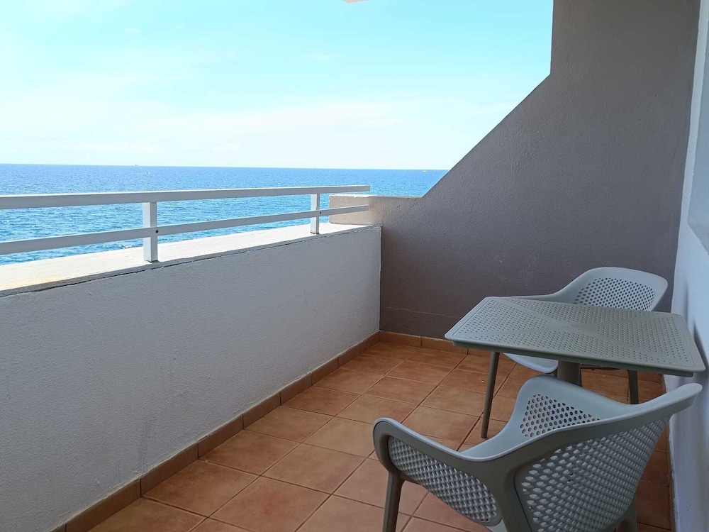 Marina Elite Hotel — Hotel rooms in Puerto Rico, Canary Islands