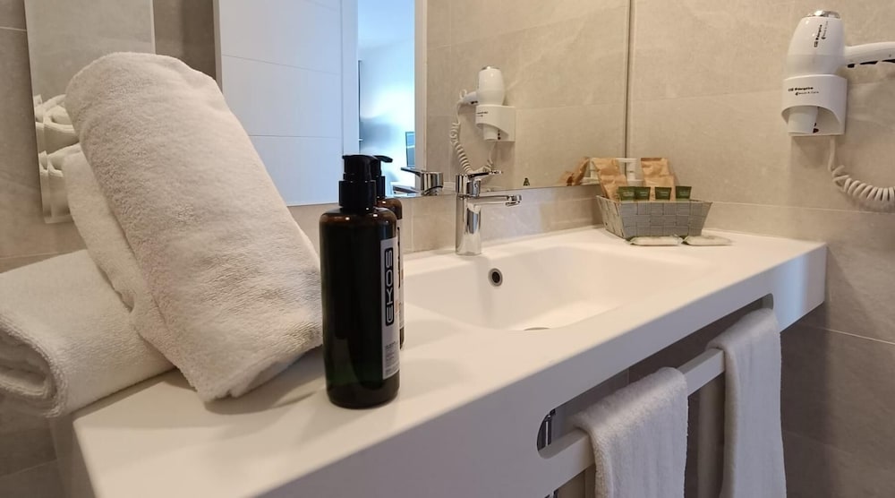 Marina Elite Hotel — Hotel rooms in Puerto Rico, Canary Islands