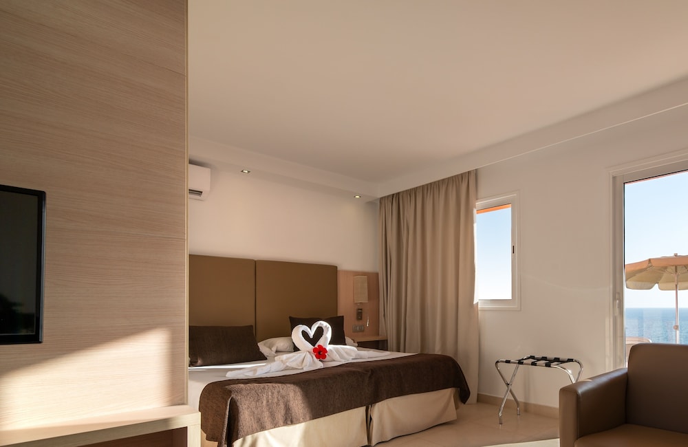 Marina Elite Hotel — Hotel rooms in Puerto Rico, Canary Islands