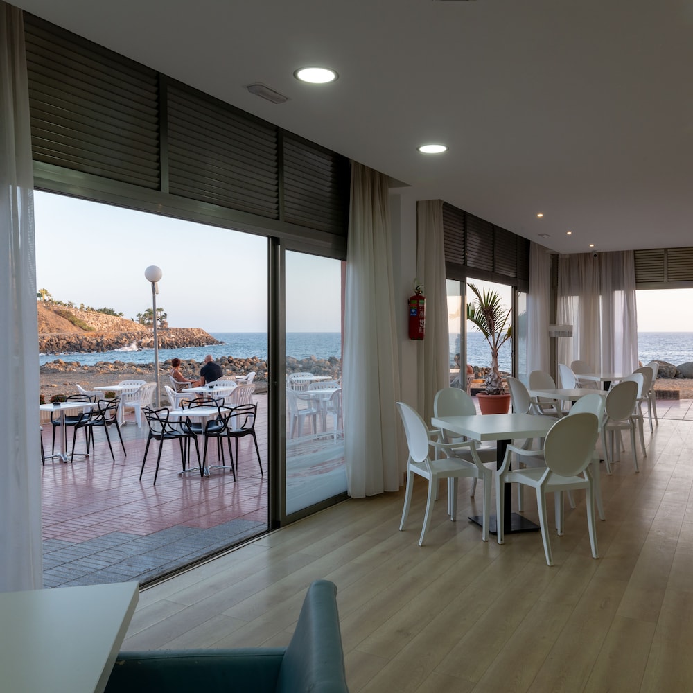 Marina Elite Hotel — Hotel rooms in Puerto Rico, Canary Islands