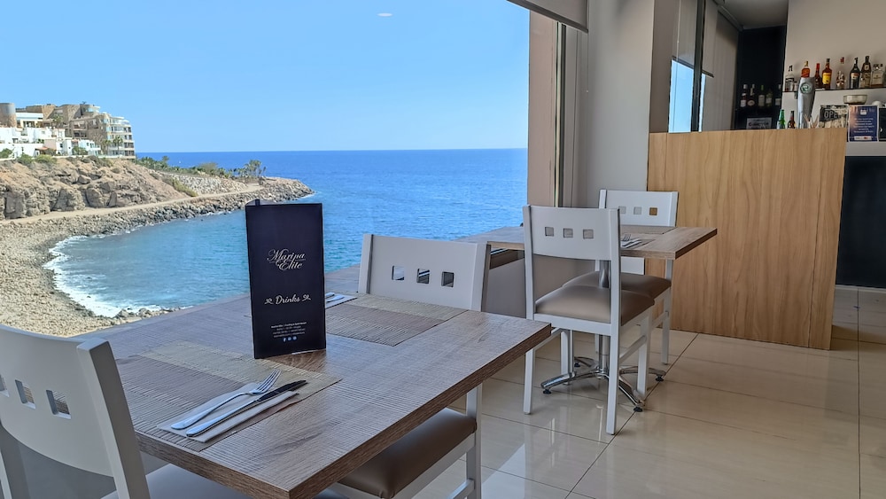 Marina Elite Hotel — Hotel rooms in Puerto Rico, Canary Islands