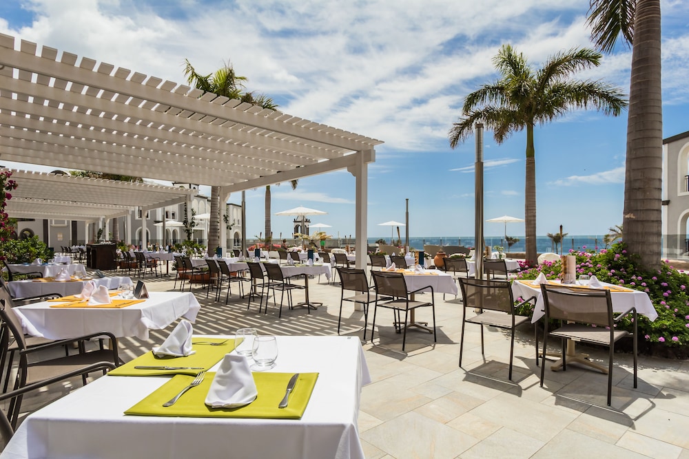 Royal Palm Resort & Spa - Adults Only — Restaurant & bars in Esquinzo, Canary Islands