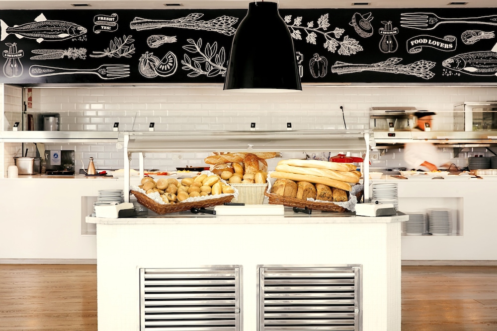 Sunprime Atlantic View Suite & Spa — Restaurant & bars in Playa del Ingles, Canary Islands