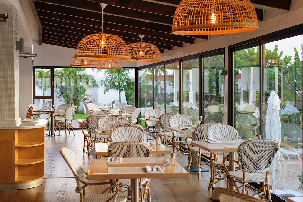 Sunprime Atlantic View Suite & Spa — Restaurant & bars in Playa del Ingles, Canary Islands