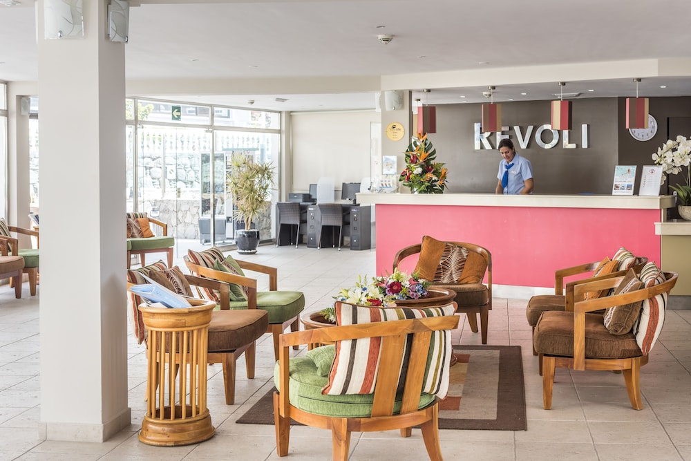 Grupotel Revoli — Hotel building in Puerto Rico, Canary Islands