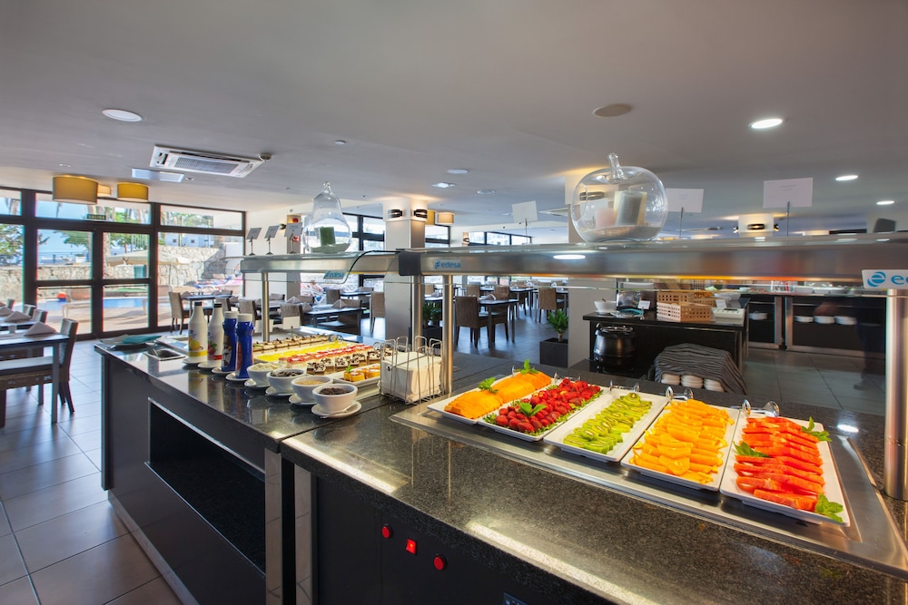Grupotel Revoli — Restaurant & bars in Puerto Rico, Canary Islands