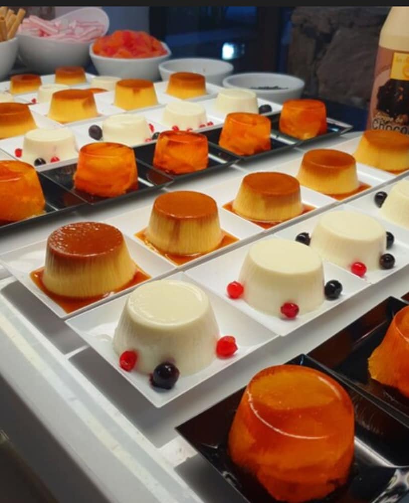 Grupotel Revoli — Restaurant & bars in Puerto Rico, Canary Islands