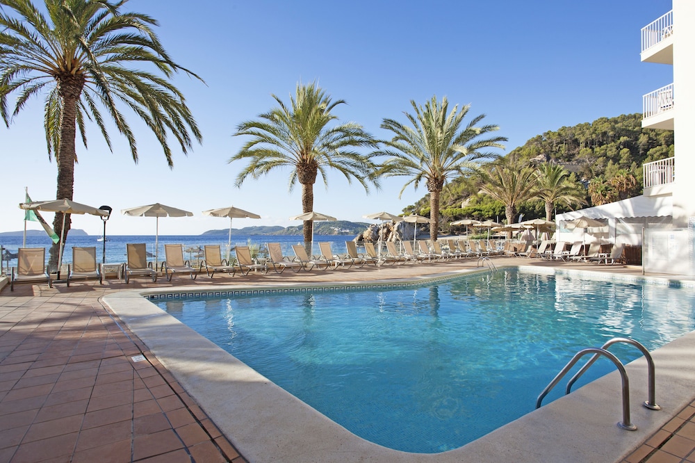 Grupotel Imperio Playa — Main photo in Cala San Vicente, Balearic Islands