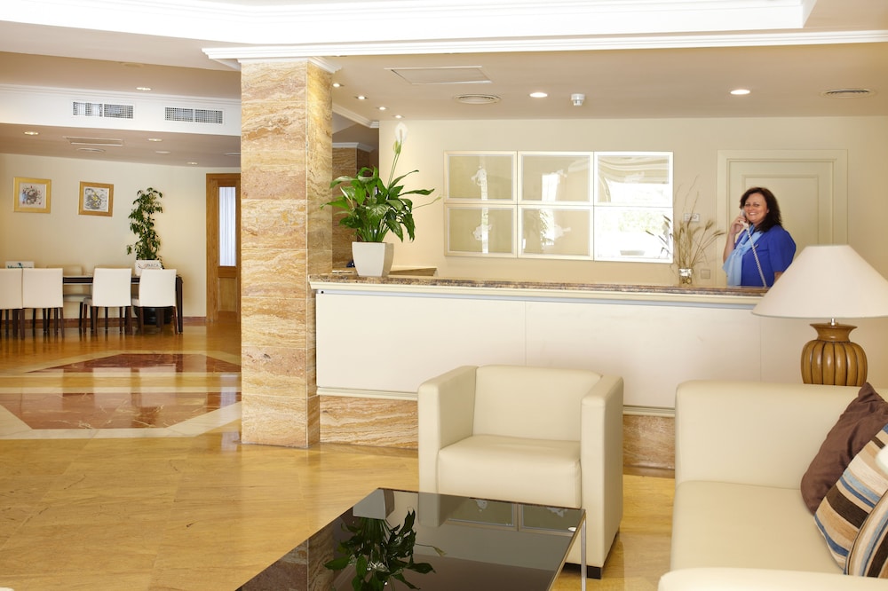 Grupotel Imperio Playa — Hotel building in Cala San Vicente, Balearic Islands