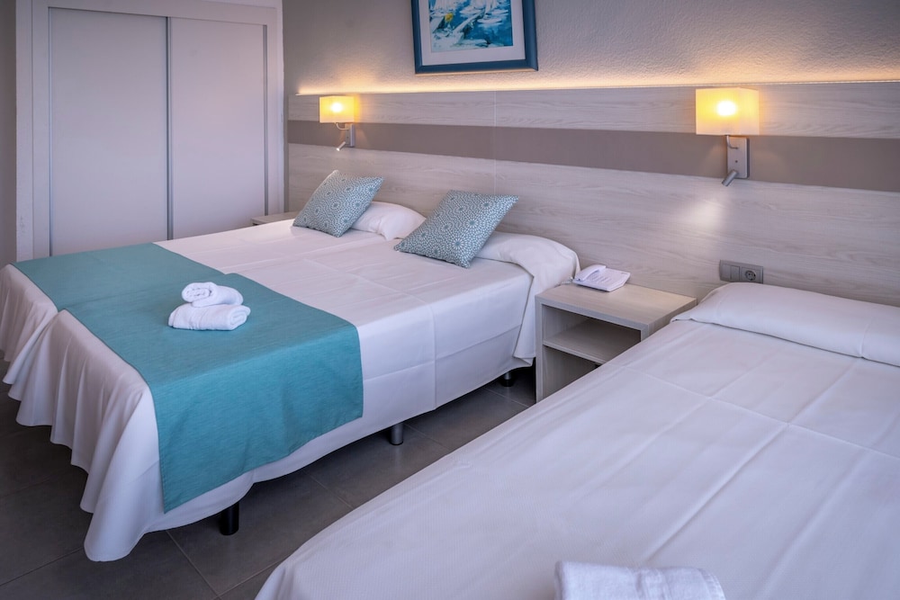 4R Salou Park Resort I — Hotel rooms in Salou, Catalonia
