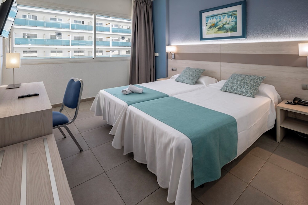 4R Salou Park Resort I — Hotel rooms in Salou, Catalonia
