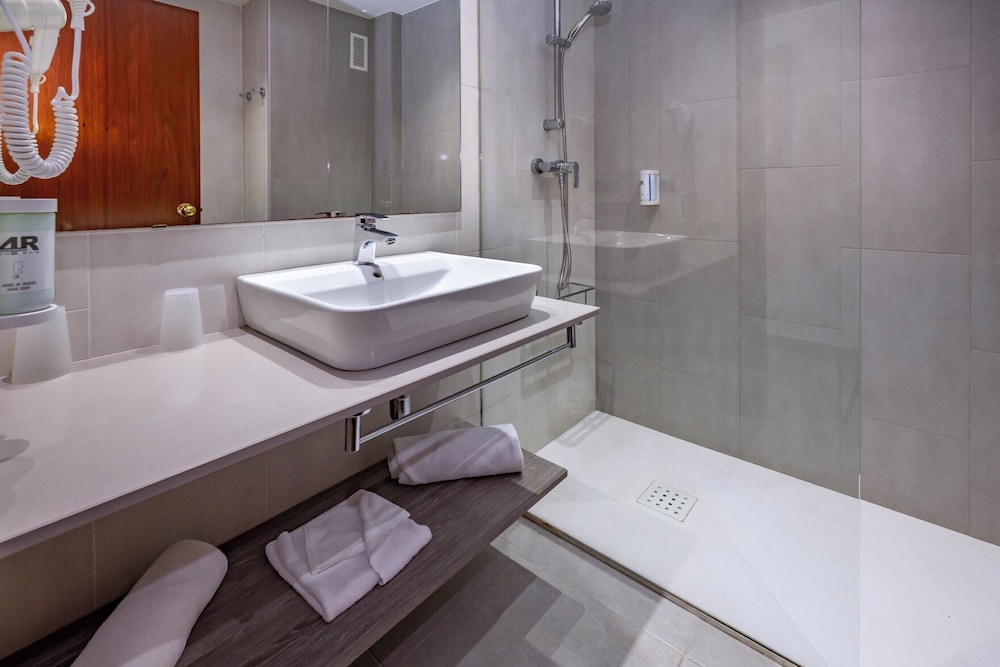 4R Salou Park Resort I — Hotel rooms in Salou, Catalonia