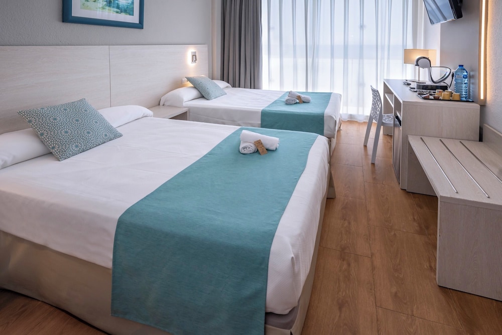 4R Salou Park Resort I — Hotel rooms in Salou, Catalonia