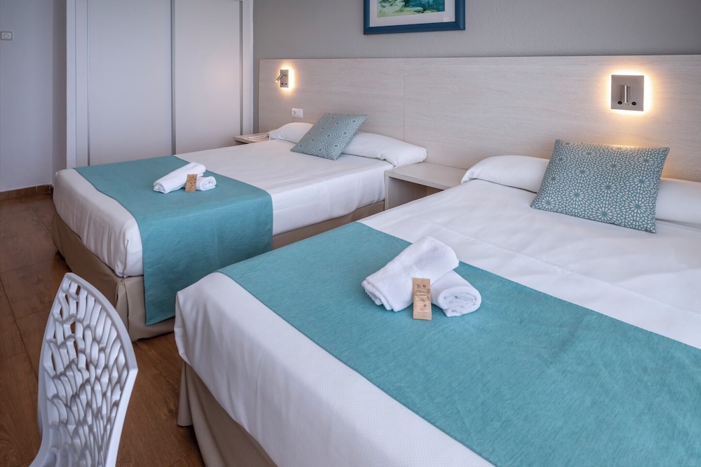4R Salou Park Resort I — Hotel rooms in Salou, Catalonia