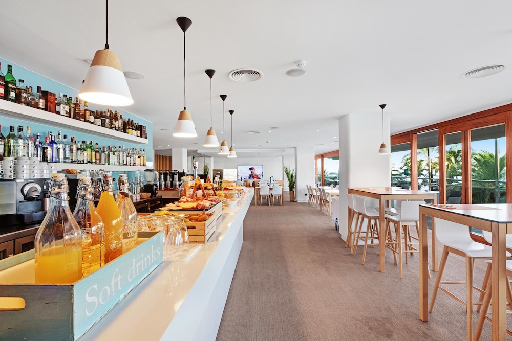 Hotel THB Los Molinos - Adults Only — Restaurant & bars in Ibiza Town, Balearic Islands