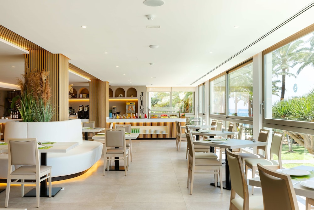 Hotel THB Los Molinos - Adults Only — Restaurant & bars in Ibiza Town, Balearic Islands