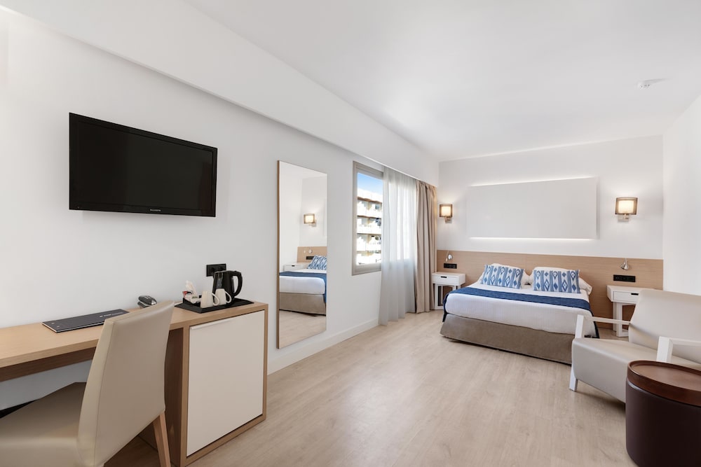 Hotel THB Los Molinos - Adults Only — Hotel rooms in Ibiza Town, Balearic Islands