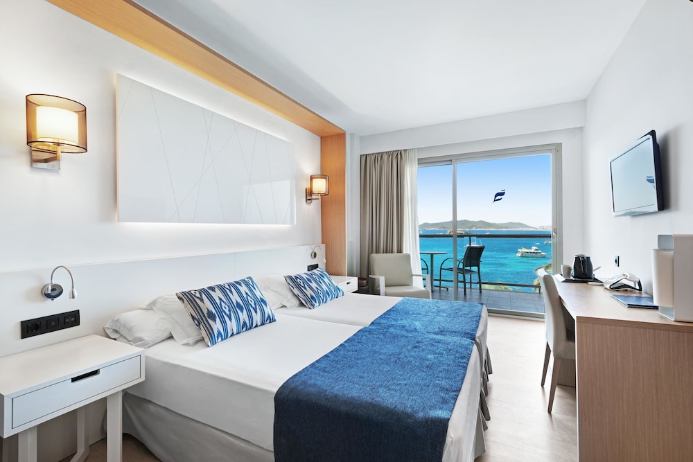 Hotel THB Los Molinos - Adults Only — Hotel rooms in Ibiza Town, Balearic Islands