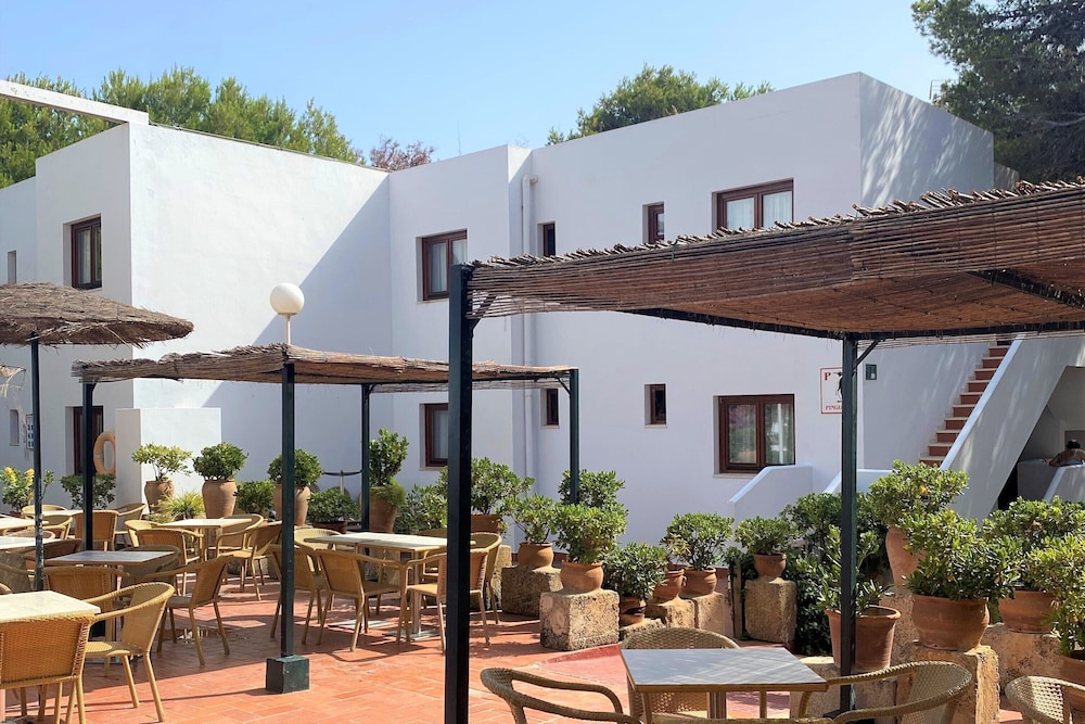 Aparthotel Playa Parc — Restaurant & bars in Son Parc, Balearic Islands