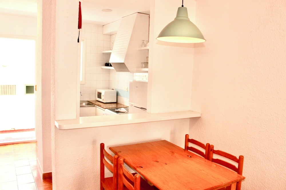 Aparthotel Playa Parc — Hotel rooms in Son Parc, Balearic Islands