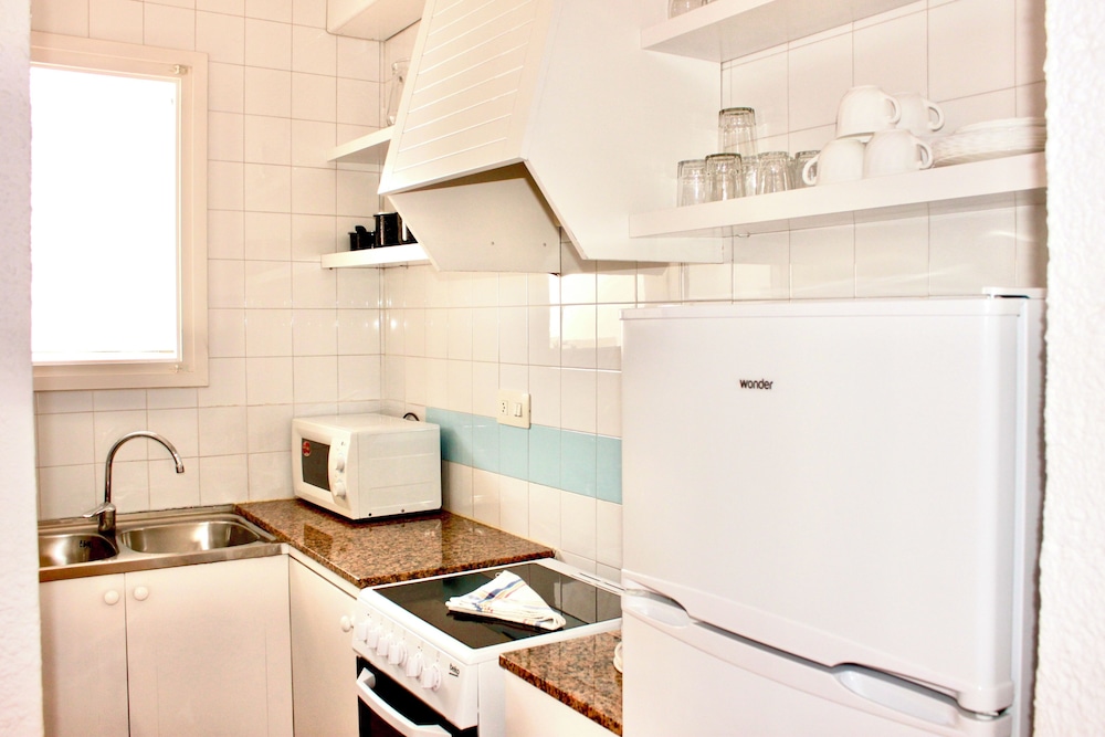 Aparthotel Playa Parc — Hotel rooms in Son Parc, Balearic Islands