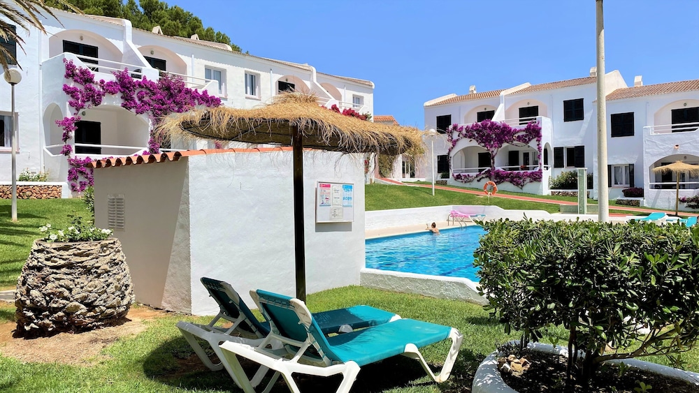 Aparthotel Playa Parc — Swimming pool in Son Parc, Balearic Islands
