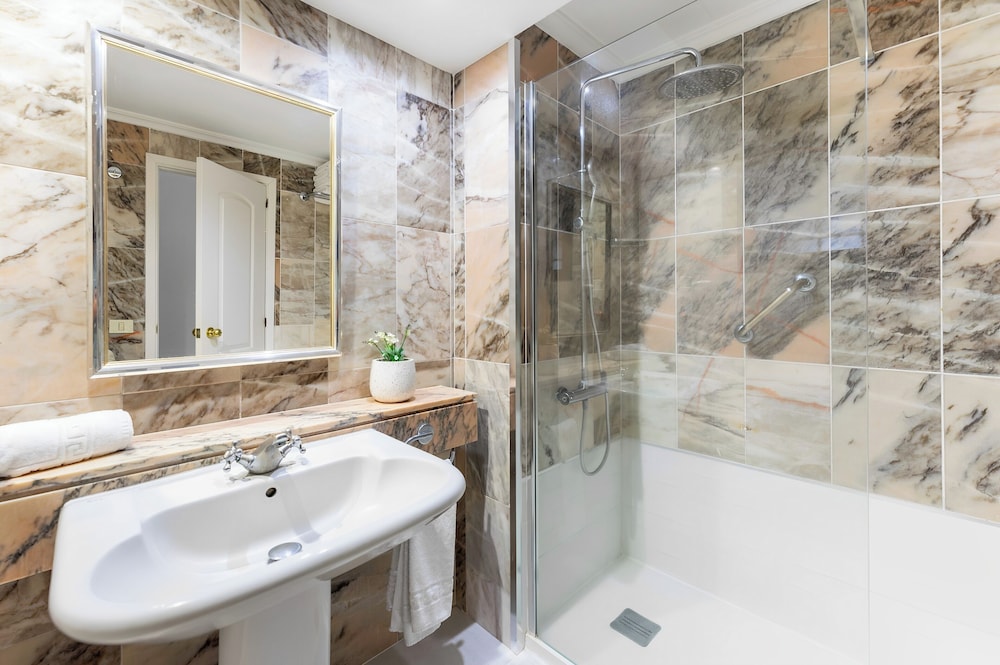 Ona Hollywood Mirage — Hotel rooms in Los Cristianos, Canary Islands