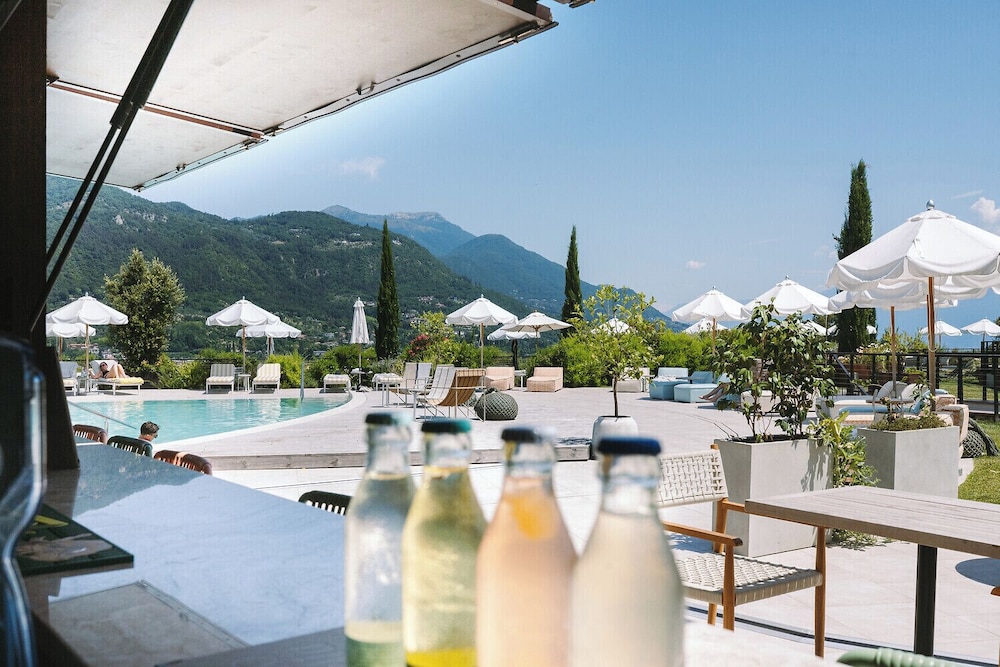 A-ROSA Gardasee — Swimming pool in Salo, Lombardy