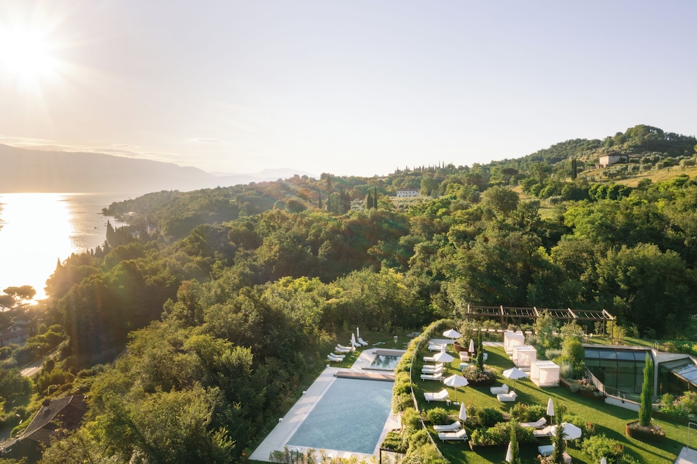 A-ROSA Gardasee — Swimming pool in Salo, Lombardy