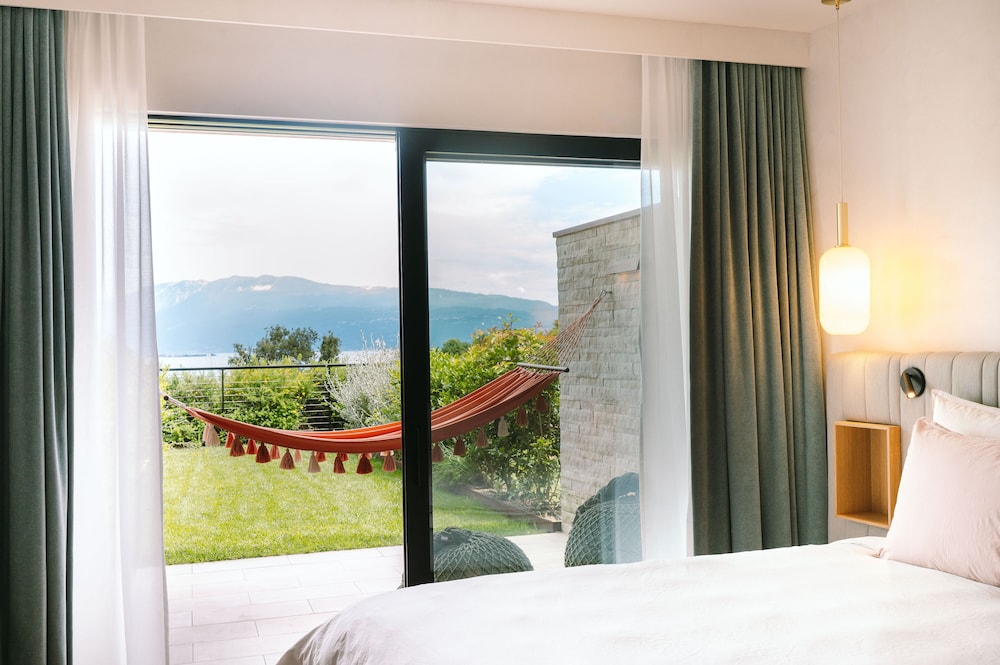 A-ROSA Gardasee — Hotel rooms in Salo, Lombardy