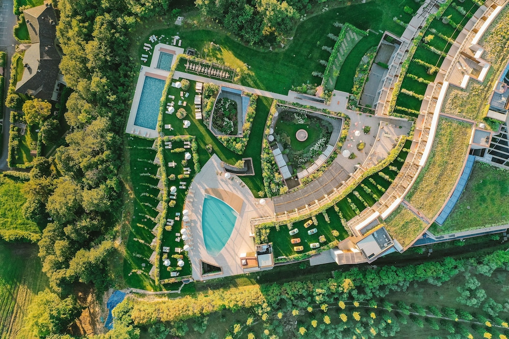 A-ROSA Gardasee — Swimming pool in Salo, Lombardy