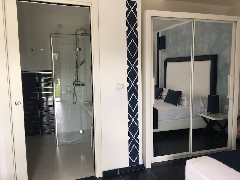 Cala Rosa Club Hotel — Hotel rooms in Stintino, Sardinia