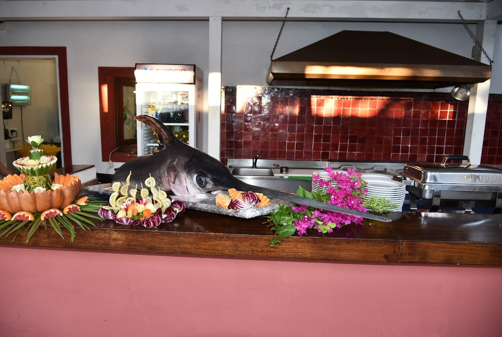 Cala Rosa Club Hotel — Restaurant & bars in Stintino, Sardinia