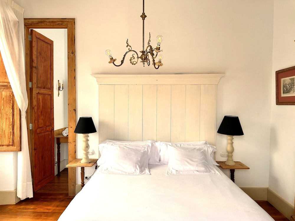 La Casa de los Naranjos — Hotel rooms in Haria, Canary Islands