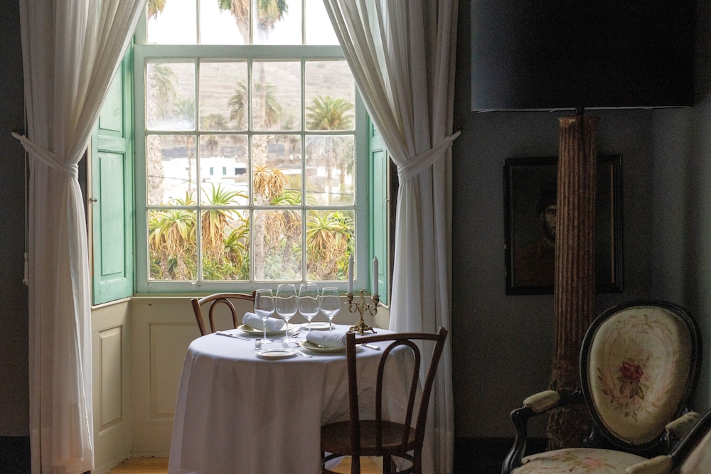 La Casa de los Naranjos — Restaurant & bars in Haria, Canary Islands