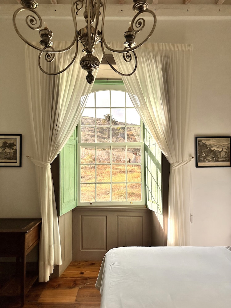La Casa de los Naranjos — Hotel rooms in Haria, Canary Islands