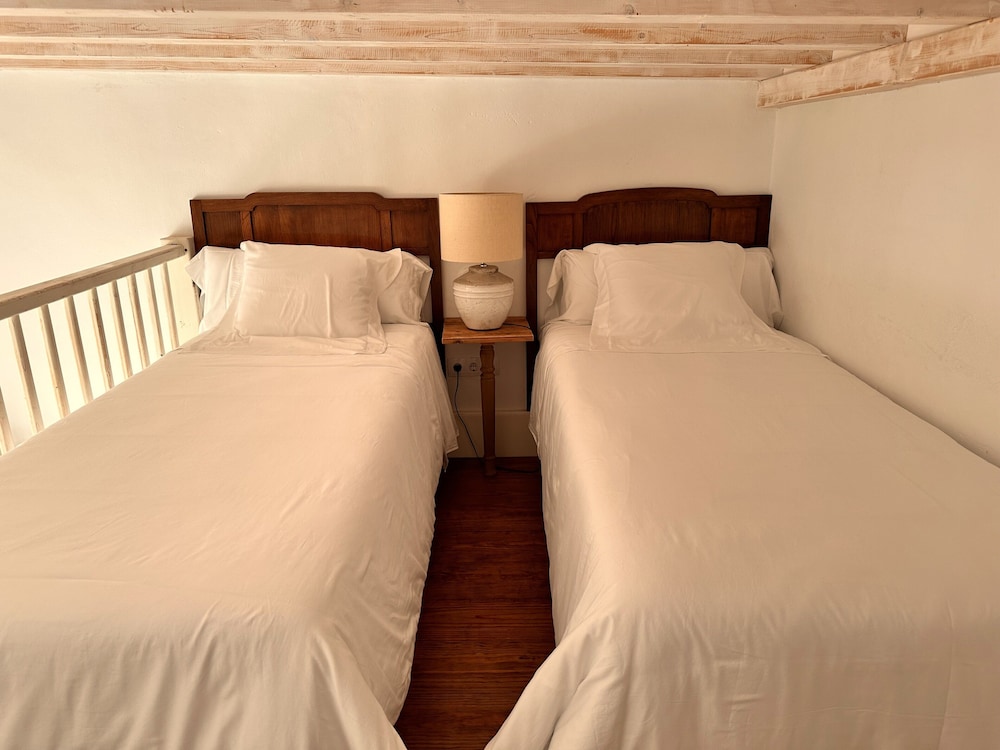 La Casa de los Naranjos — Hotel rooms in Haria, Canary Islands