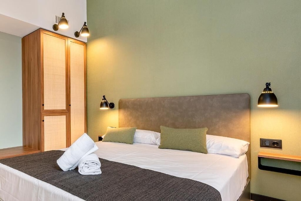 Hotel Orangine — Hotel rooms in Barcelona, Catalonia
