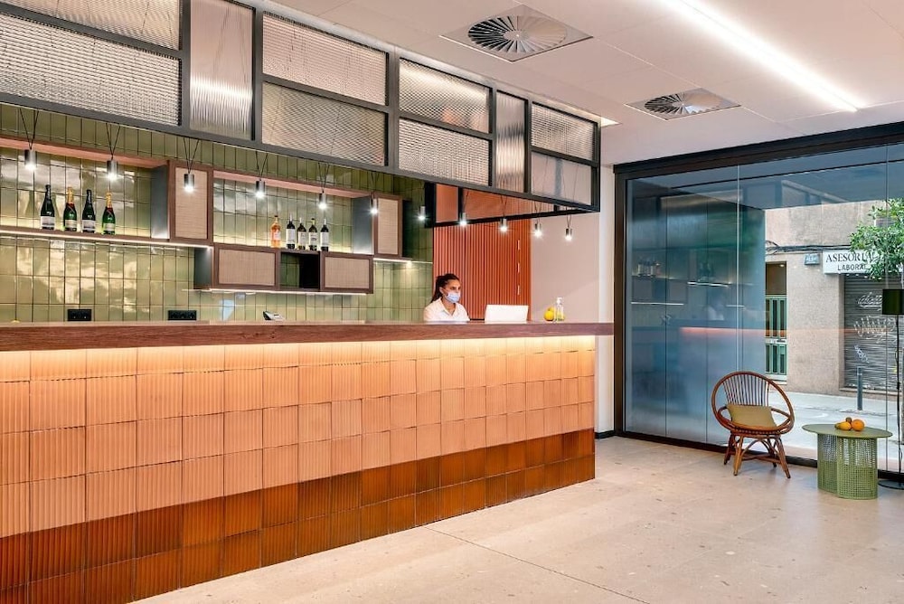 Hotel Orangine — Restaurant & bars in Barcelona, Catalonia