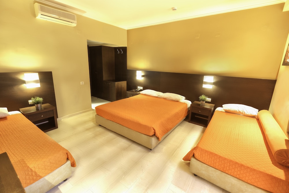 Sofia Hotel — Hotel rooms in Heraklion