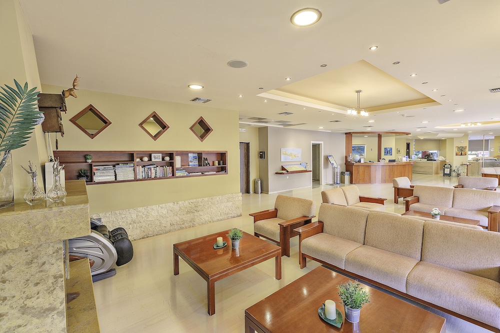 Sofia Hotel — Hotel building in Heraklion