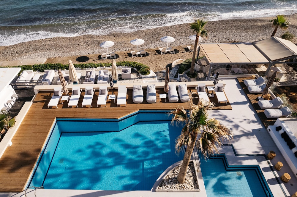 Petradi Beach Lounge Hotel by GHH — Swimming pool in Rethymnon