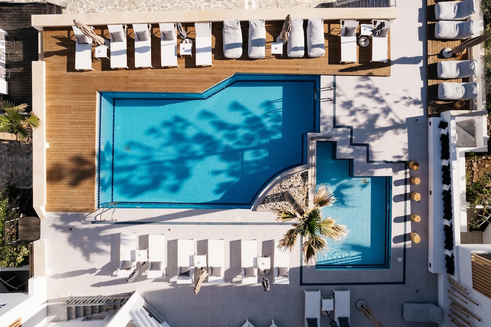 Petradi Beach Lounge Hotel by GHH — Swimming pool in Rethymnon