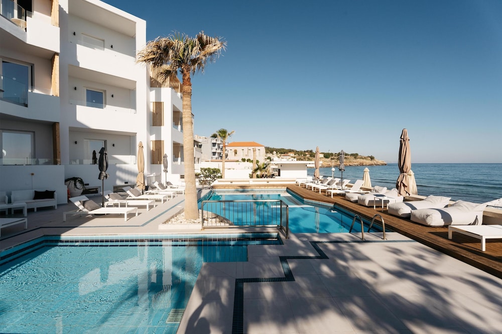 Petradi Beach Lounge Hotel by GHH — Swimming pool in Rethymnon